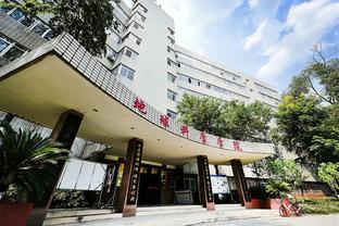 布朗：只要大家团结一致共同努力 其他事情都会迎刃而解的